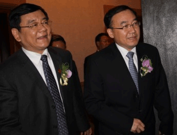 國家質(zhì)檢總局副局長劉平均，河南省副省長徐濟(jì)超進(jìn)入會場